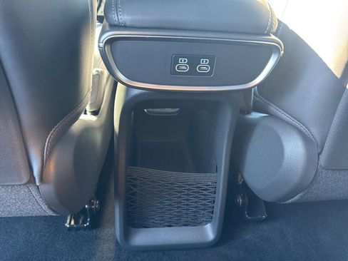 New 2026 Genesis GV60 AWD image 40