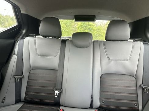 Used 2023 Nissan Kicks SR w/ SR Premium Package FWD image 27