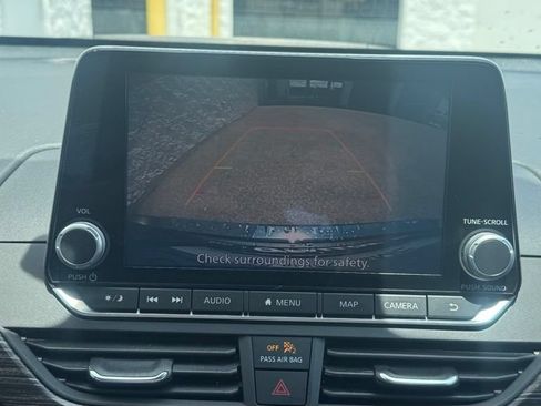 Used 2022 Nissan Altima 2.5 SL FWD image 19