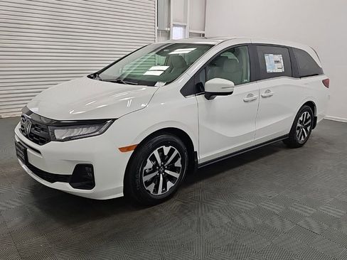 New 2026 Honda Odyssey EX-L image 4