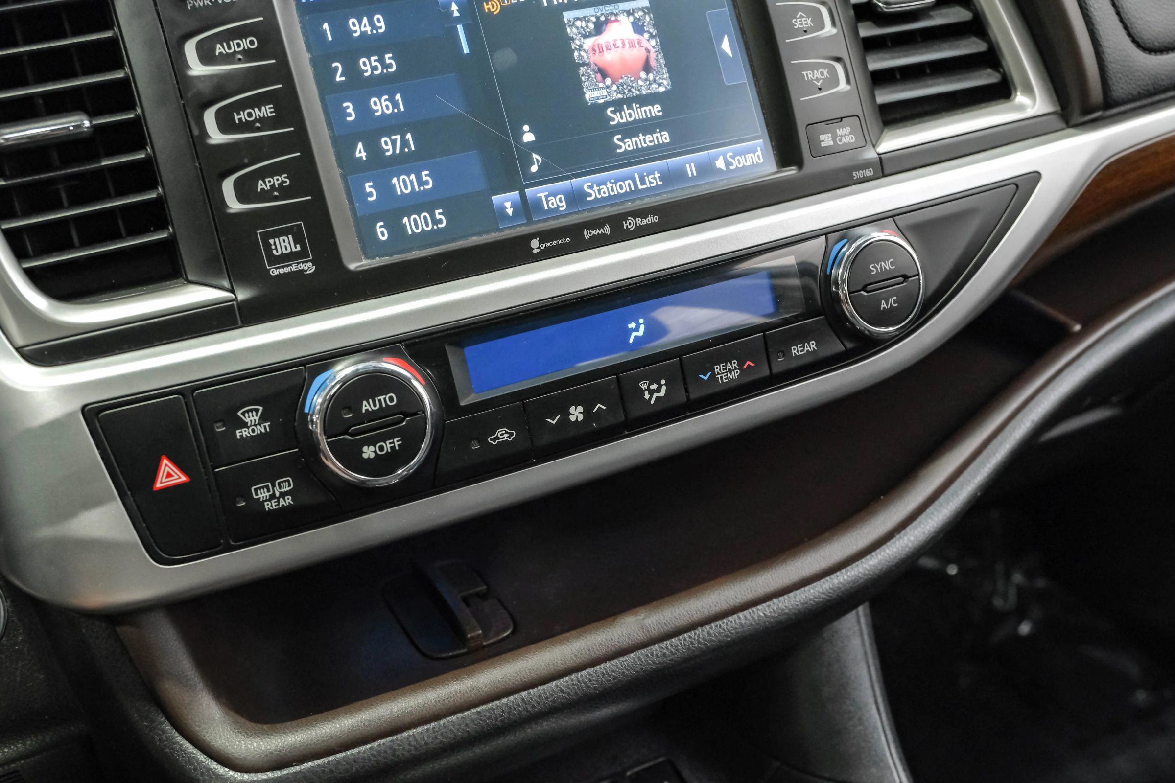 Used 2016 Toyota Highlander Limited Platinum AWD/4WD image 31