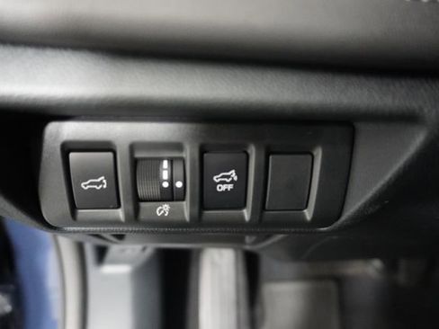 Used 2025 Subaru Outback Limited image 26