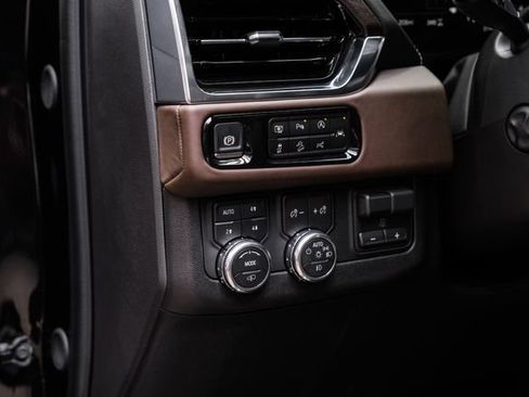 Used 2026 GMC Yukon XL Denali Ultimate AWD/4WD image 58