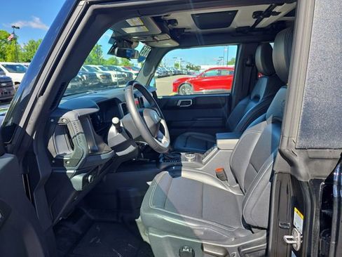 Certified 2025 Ford Bronco Badlands AWD/4WD image 11