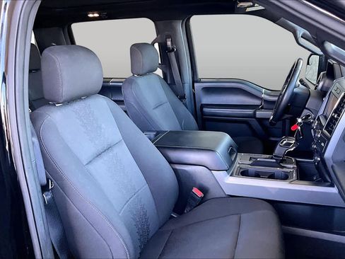 Used 2019 Ford F150 XLT w/ Equipment Group 302A Luxury AWD/4WD image 9