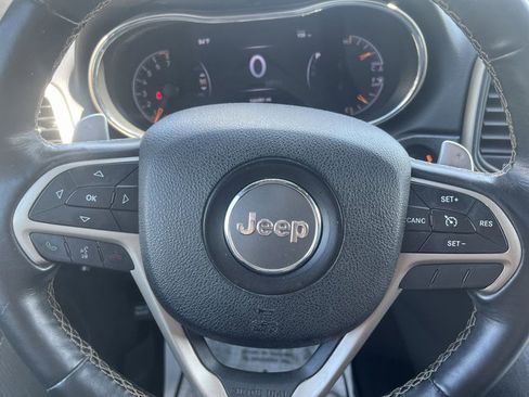 Used 2016 Jeep Grand Cherokee Limited image 13