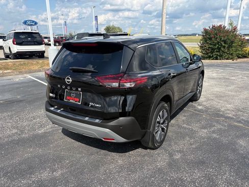 Used 2023 Nissan Rogue SV w/ SV Premium B Package AWD/4WD image 5