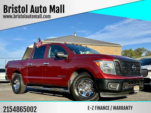 Used 2017 Nissan Titan S image 1