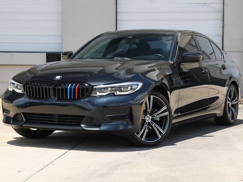 Used 2021 BMW 330i Sedan w/ Convenience Package RWD image 1