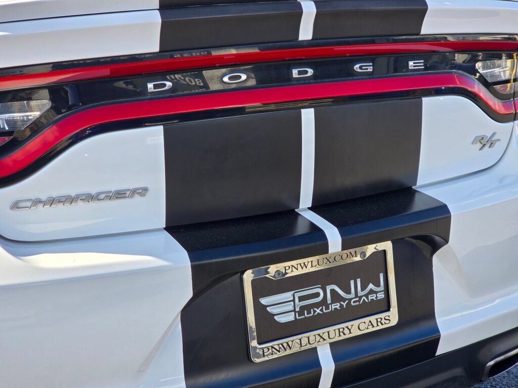 Used 2017 Dodge Charger R/T RWD image 14