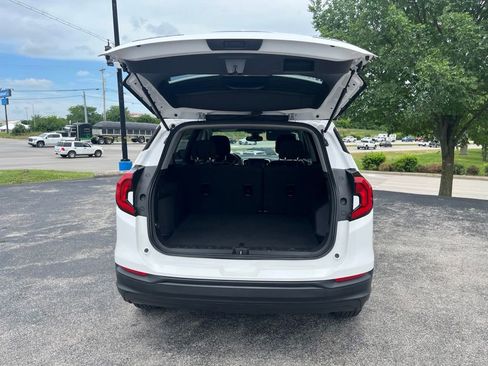 Used 2020 GMC Terrain SLE AWD/4WD image 11