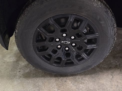 New 2026 Chevrolet Colorado W/T image 4