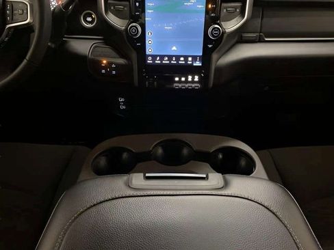 Used 2025 RAM 2500 Big Horn image 10