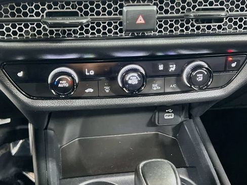 Used 2024 Honda HR-V Sport image 15