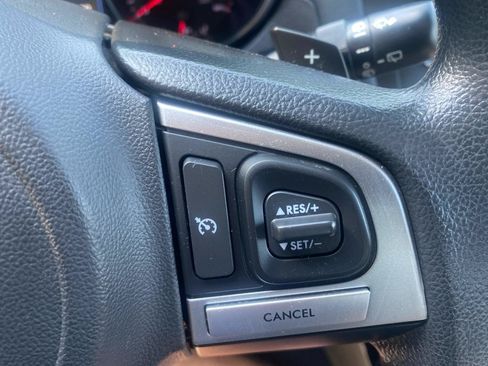 Used 2017 Subaru Outback 2.5i AWD/4WD image 11