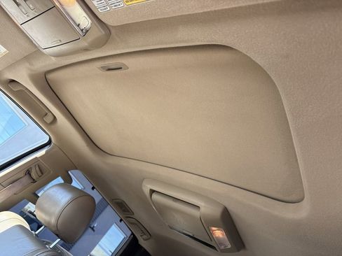 Used 2008 Toyota Sequoia Platinum image 25