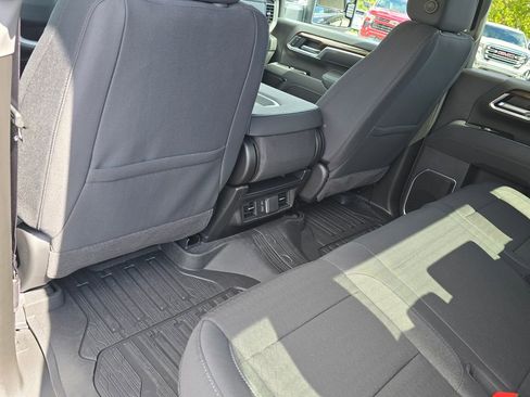 New 2026 GMC Sierra 2500 SLE w/ SLE Value Package; image 24