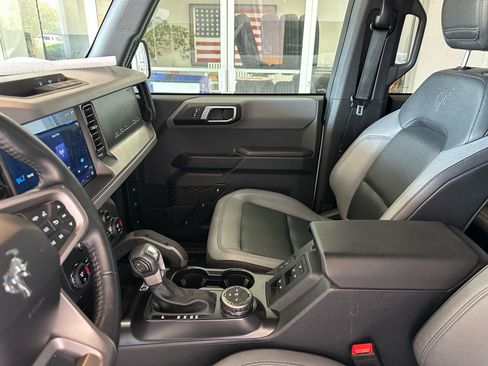 Certified 2024 Ford Bronco Big Bend AWD/4WD image 18