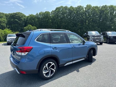 Used 2024 Subaru Forester Touring AWD/4WD image 6