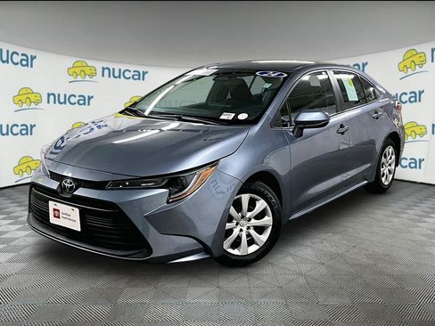 Certified 2024 Toyota Corolla LE FWD image 3