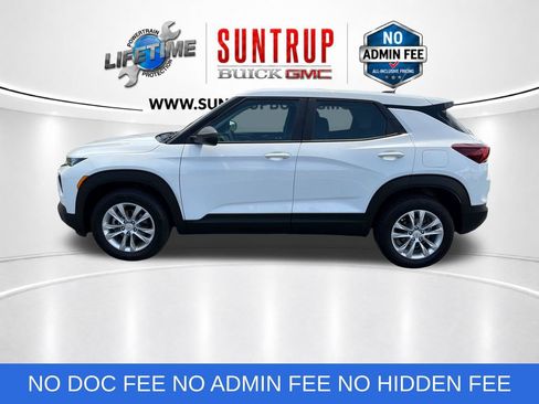 Used 2021 Chevrolet TrailBlazer LS AWD/4WD image 2