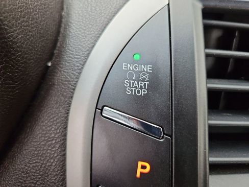 Used 2016 Lincoln MKC Reserve w/ Lincoln MKC Climate Package image 17