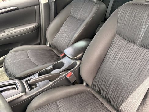 Used 2017 Nissan Sentra SV FWD image 16