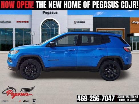 New 2026 Jeep Compass Latitude AWD/4WD image 3