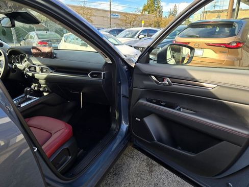 New 2025 MAZDA CX-5 Carbon Edition image 10