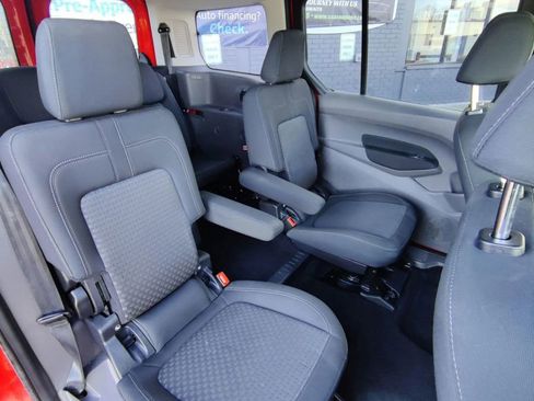 Used 2020 Ford Transit Connect XLT FWD image 12