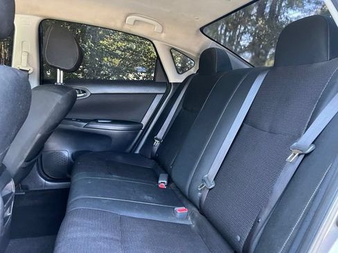 Used 2019 Nissan Sentra S FWD image 17