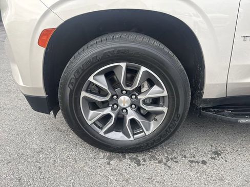 Used 2023 Chevrolet Tahoe LT w/ LT Signature Plus Package image 10