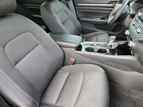 Used 2020 Nissan Altima 2.5 SV FWD image 10