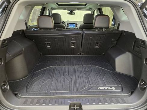 Used 2024 GMC Terrain AT4 w/ Infotainment Package II AWD/4WD image 37