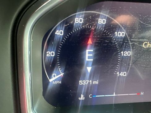 Used 2026 GMC Sierra 2500 AT4 AWD/4WD image 5