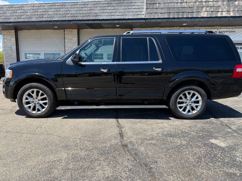 Used 2017 Ford Expedition EL Limited w/ Equipment Group 301A AWD/4WD image 3