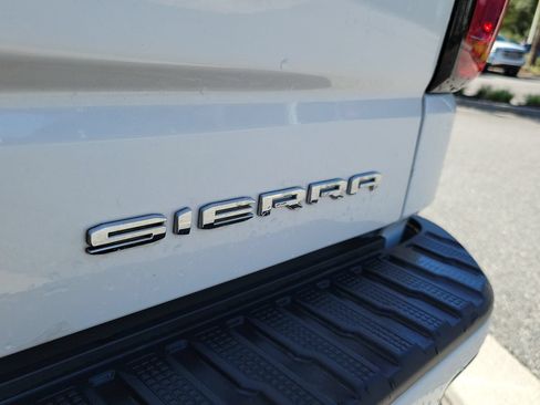 Used 2023 GMC Sierra 1500 Denali w/ Denali Reserve Package AWD/4WD image 8