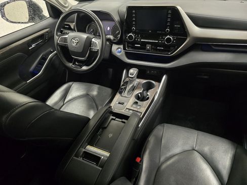 Used 2022 Toyota Highlander Limited image 26