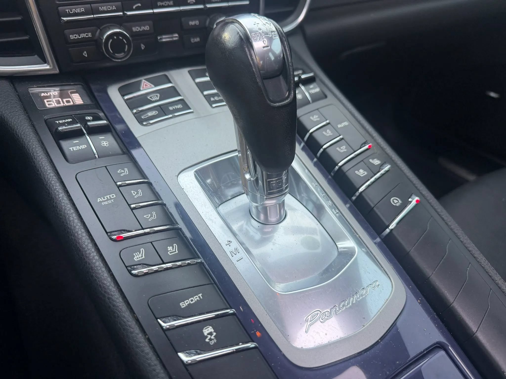 Used 2014 Porsche Panamera 4 AWD/4WD image 20