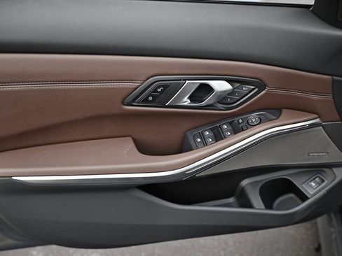 New 2026 BMW 330i Sedan w/ M Sport Package image 15