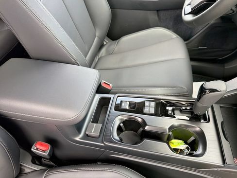 New 2026 Subaru Outback Limited AWD/4WD image 31