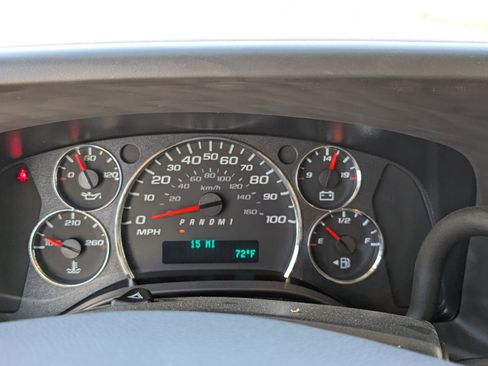 New 2025 Chevrolet Express 3500 3500 VAN 139 w/ Power Convenience Package image 17