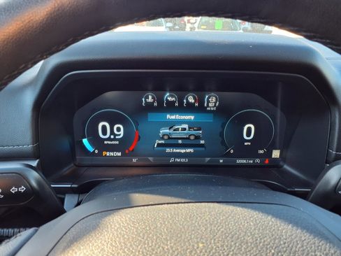 Used 2024 Ford Ranger Lariat w/ Trailer Tow Package image 9