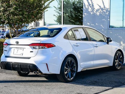 Used 2023 Toyota Corolla SE image 6