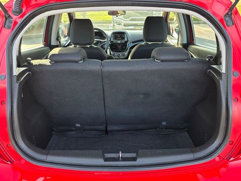 Used 2019 Chevrolet Spark LT image 31