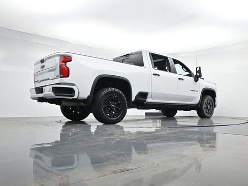 Used 2024 Chevrolet Silverado 2500 LTZ w/ LTZ Plus Package AWD/4WD image 29