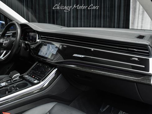 Used 2023 Audi Q7 3.0T Prestige image 23