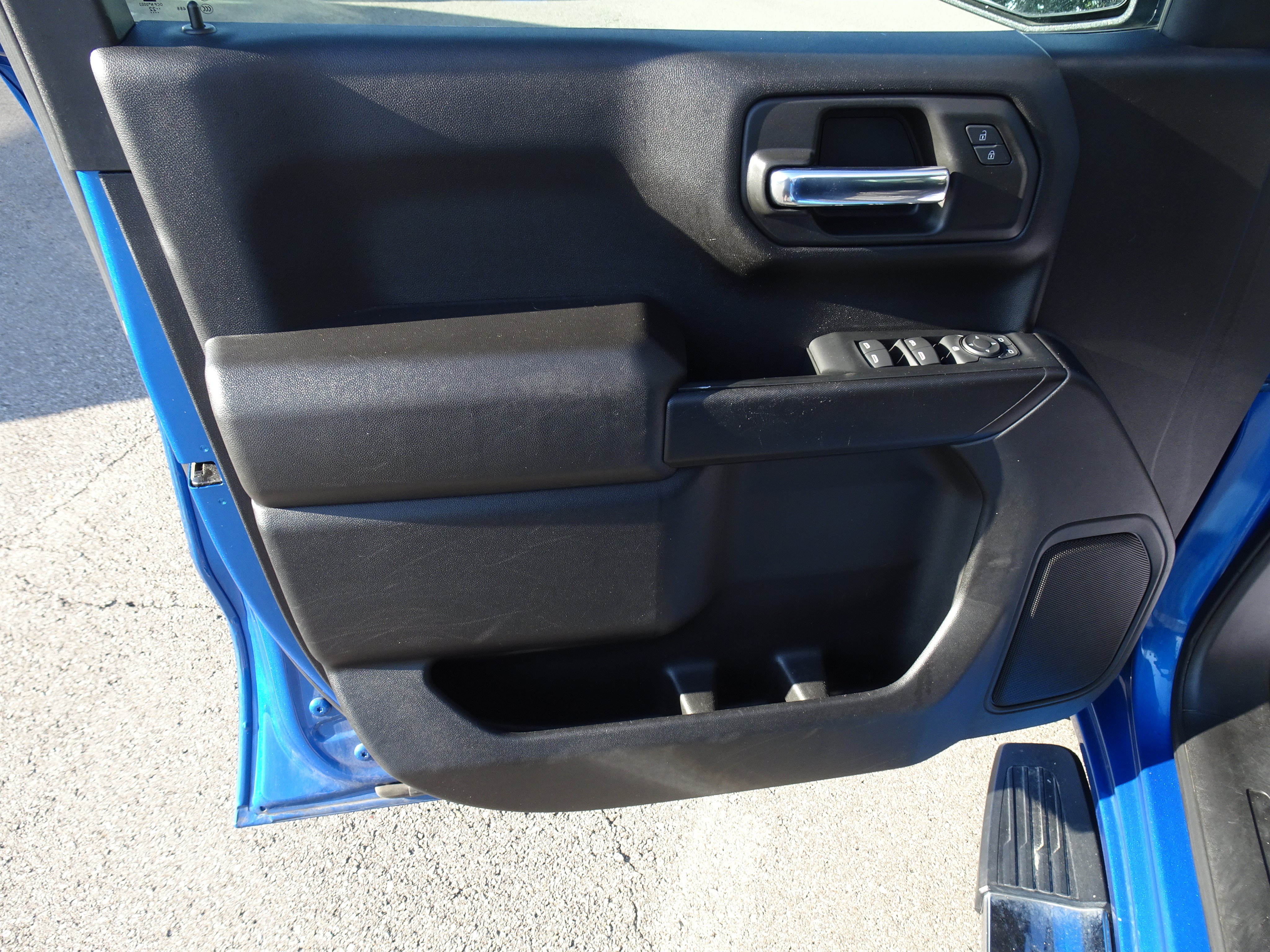 Used 2022 Chevrolet Silverado 1500 Custom AWD/4WD image 13