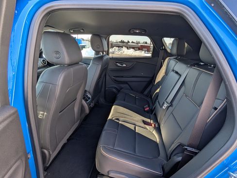 Used 2025 Chevrolet Blazer Premier w/ Enhanced Convenience Package image 14