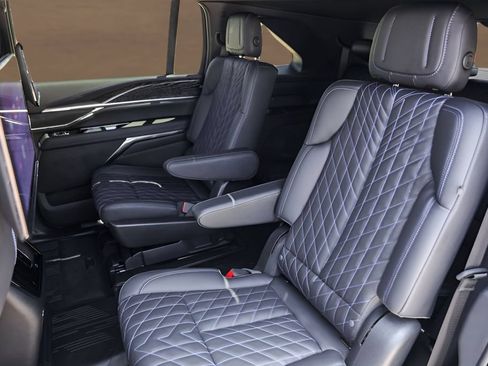 Certified 2025 Cadillac Escalade IQ Sport 1 w/ Smart Trailering package AWD/4WD image 22